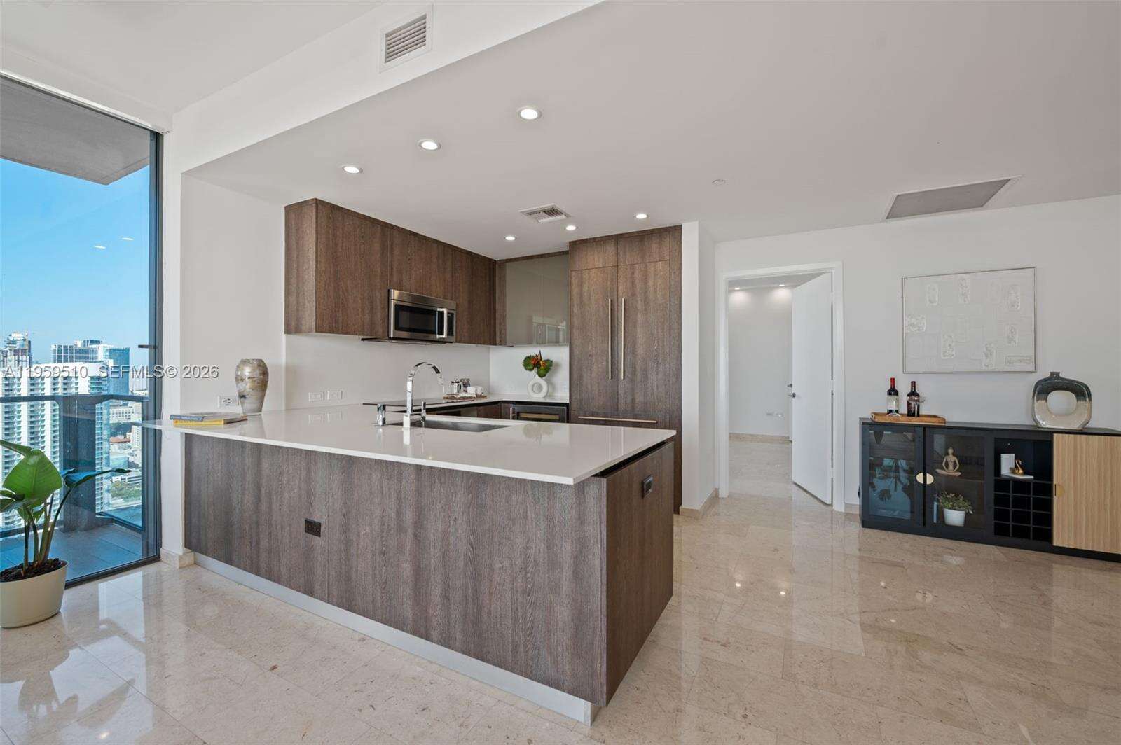 RISE - 88 7 St, Miami, FL 33130 | Picture 14
