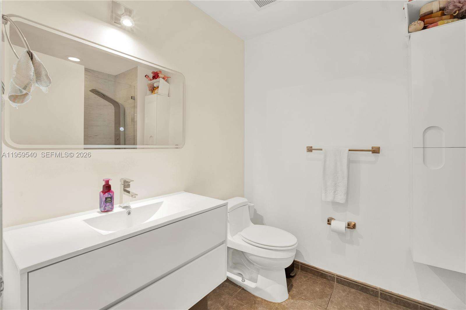 Two Midtown at 3449 1 Ave, Miami, FL 33137 - For Sale photo 11