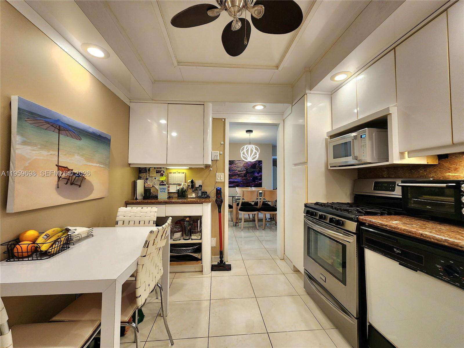 Parker Plaza at 2030 Ocean Dr, Hallandale Beach, FL 33009 - For Sale photo 16
