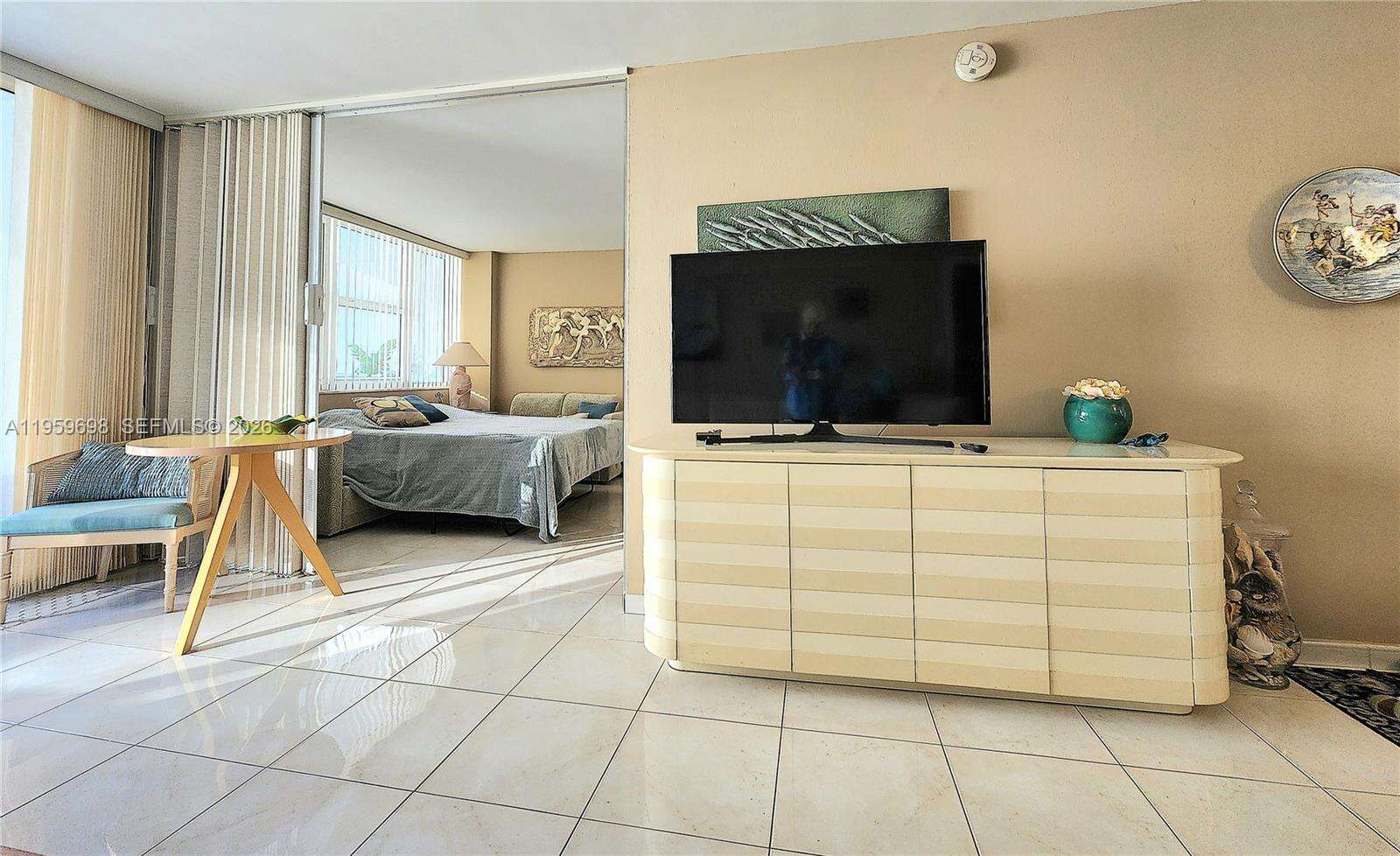 Parker Plaza at 2030 Ocean Dr, Hallandale Beach, FL 33009 - For Sale photo 21