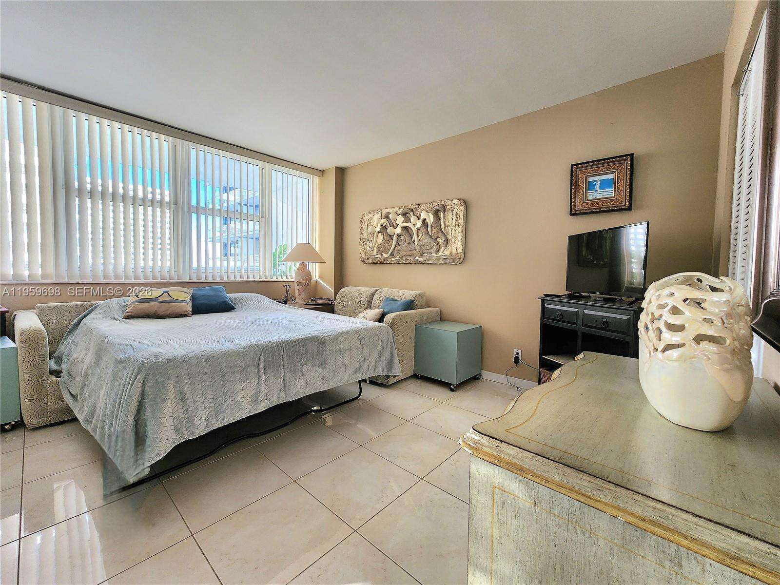 Parker Plaza at 2030 Ocean Dr, Hallandale Beach, FL 33009 - For Sale photo 23