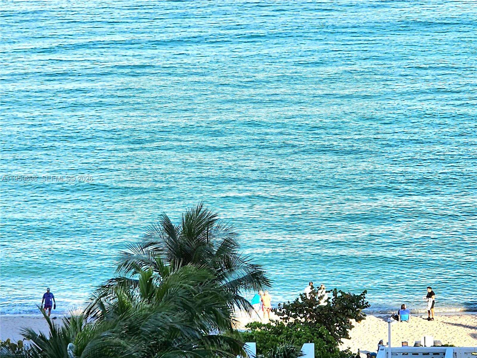 Parker Plaza at 2030 Ocean Dr, Hallandale Beach, FL 33009 - For Sale photo 4