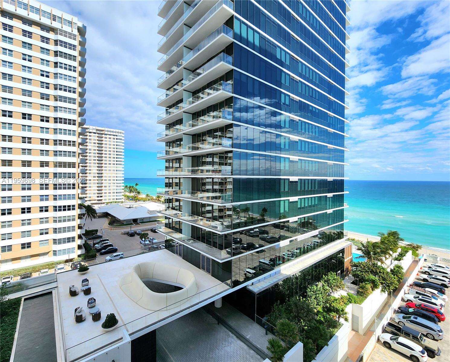 Parker Plaza at 2030 Ocean Dr, Hallandale Beach, FL 33009 - For Sale photo 5