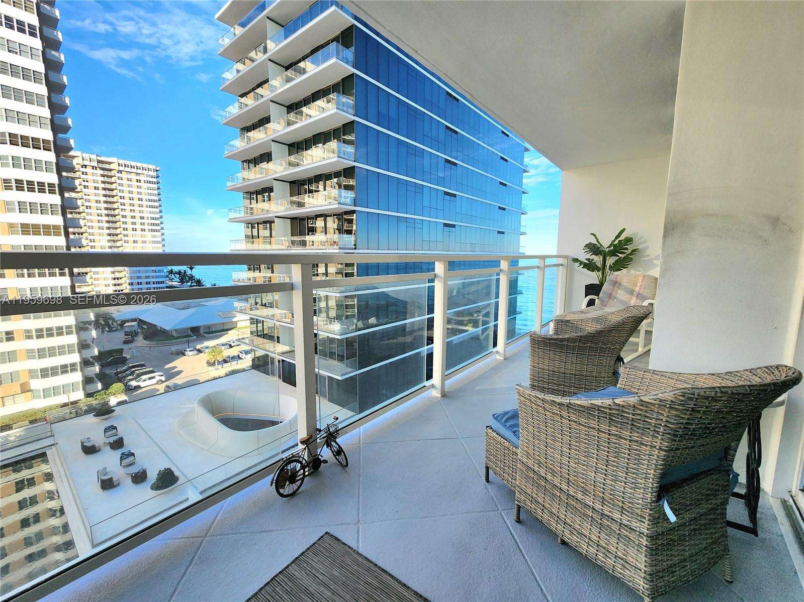 Parker Plaza at 2030 Ocean Dr, Hallandale Beach, FL 33009 - For Sale photo 7