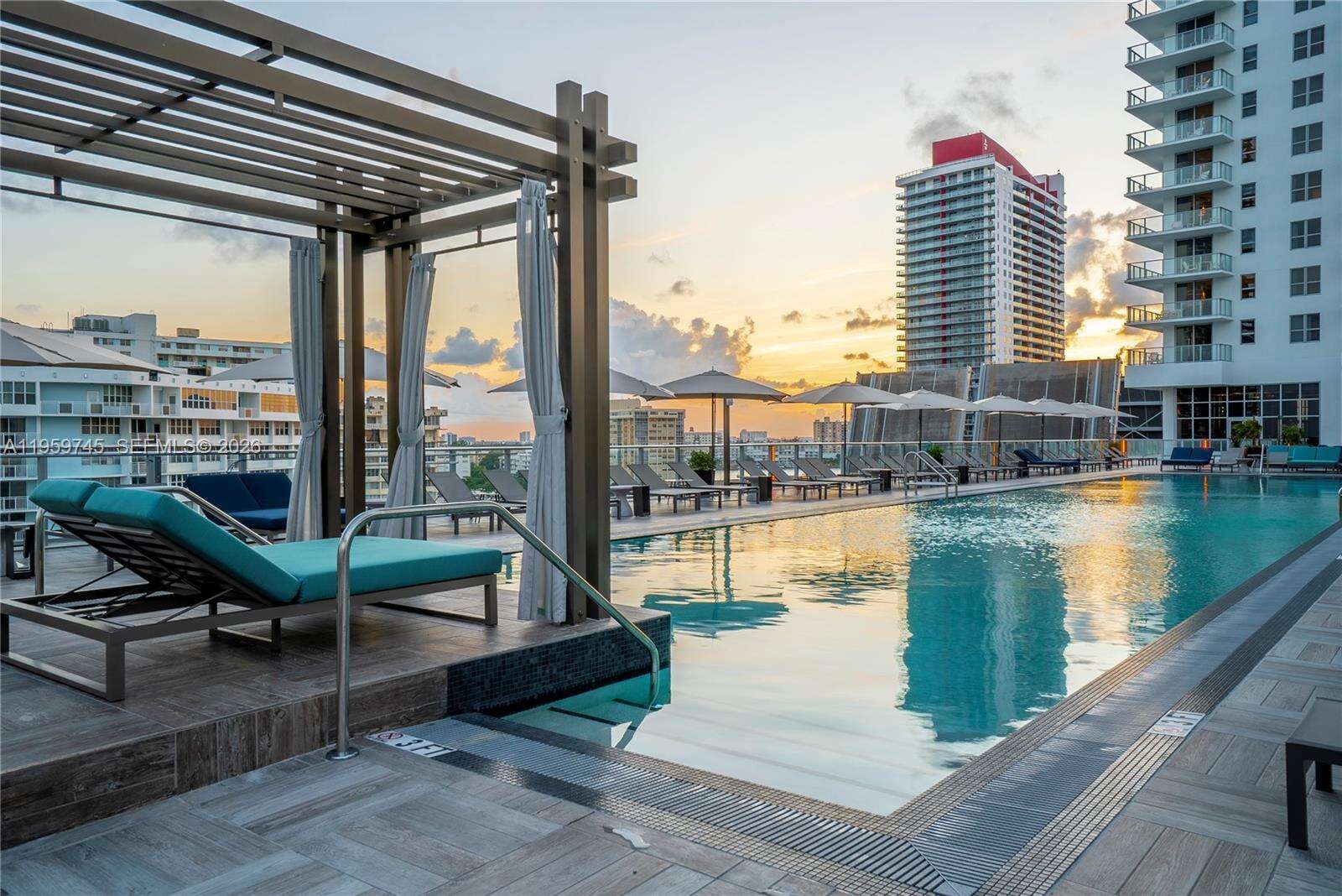 Hyde Beach House at 4010 Ocean Dr, Hollywood, FL 33019 - For Sale photo 32
