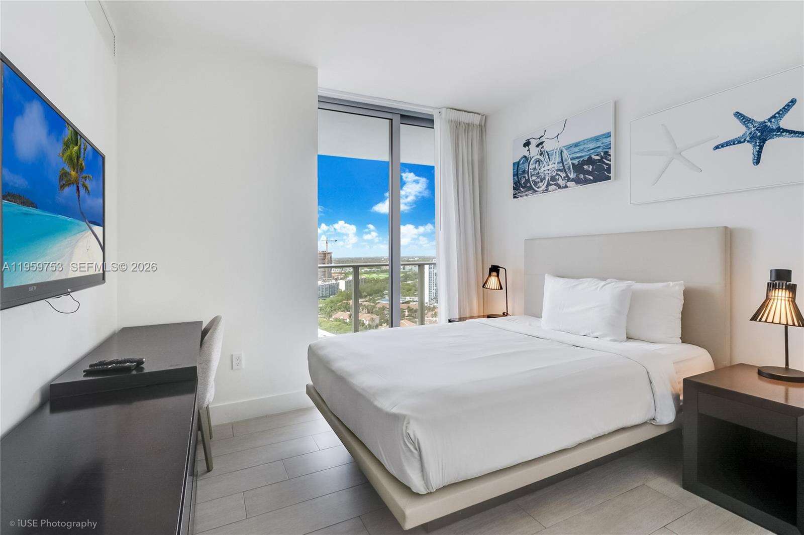 Hyde Beach House at 4010 Ocean Dr, Hollywood, FL 33019 - For Sale photo 12