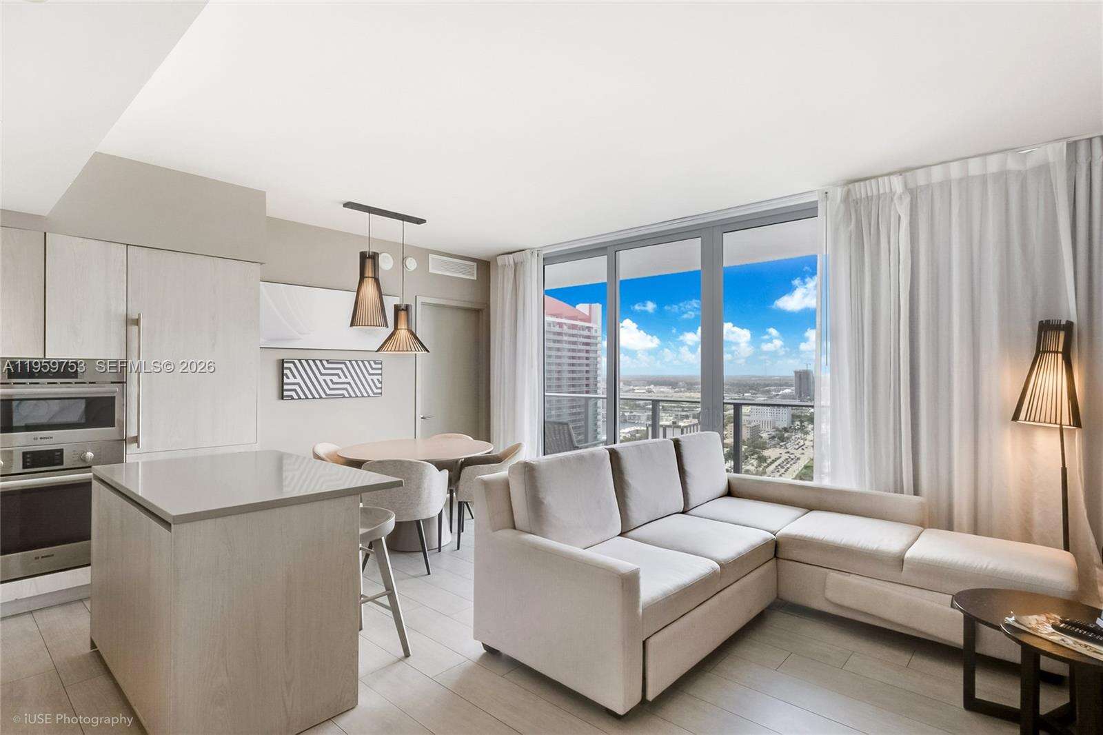 Hyde Beach House at 4010 Ocean Dr, Hollywood, FL 33019 - For Sale photo 4