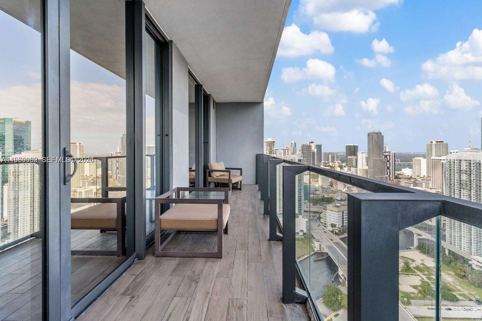 RISE - 88 7 St, Miami, FL 33130 | Picture 4