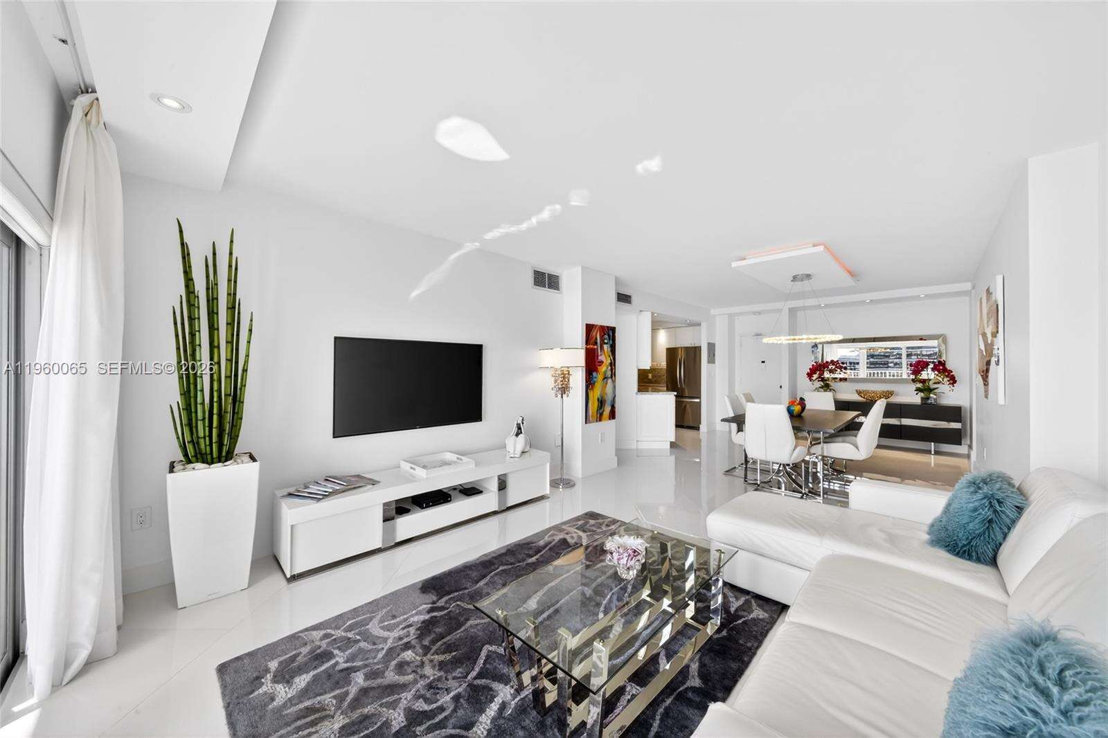The Hemispheres at 1950 Ocean Dr, Hallandale Beach, FL 33009 - For Sale photo 12
