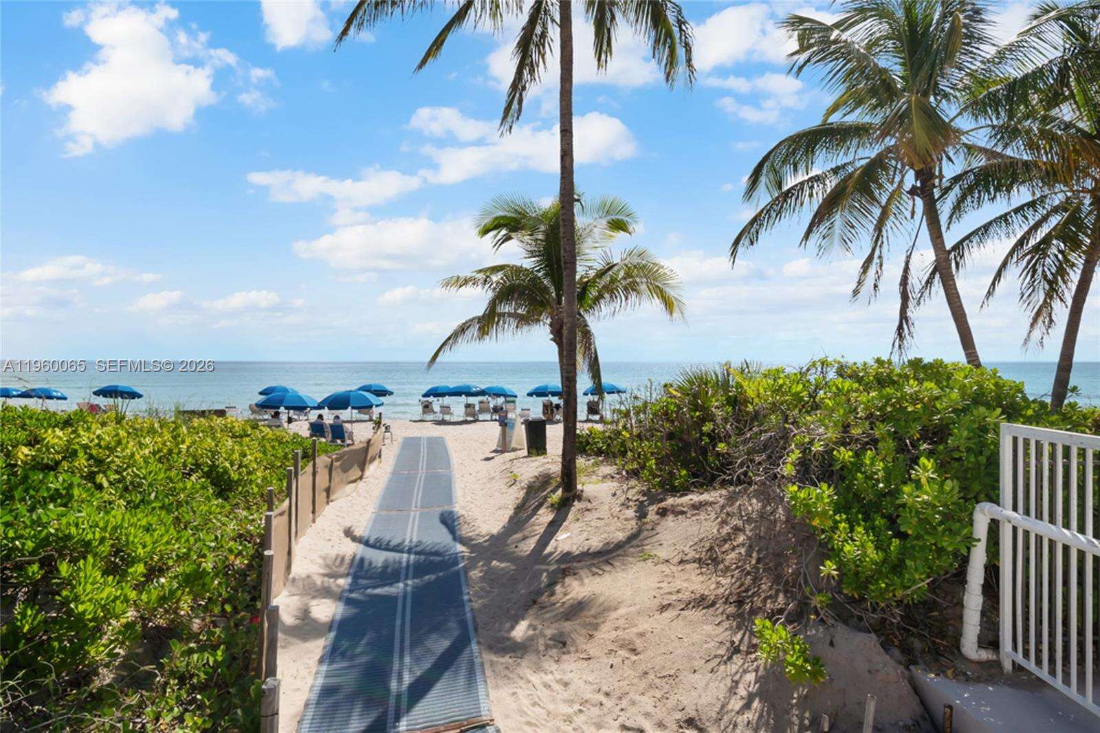 The Hemispheres at 1950 Ocean Dr, Hallandale Beach, FL 33009 - For Sale photo 22