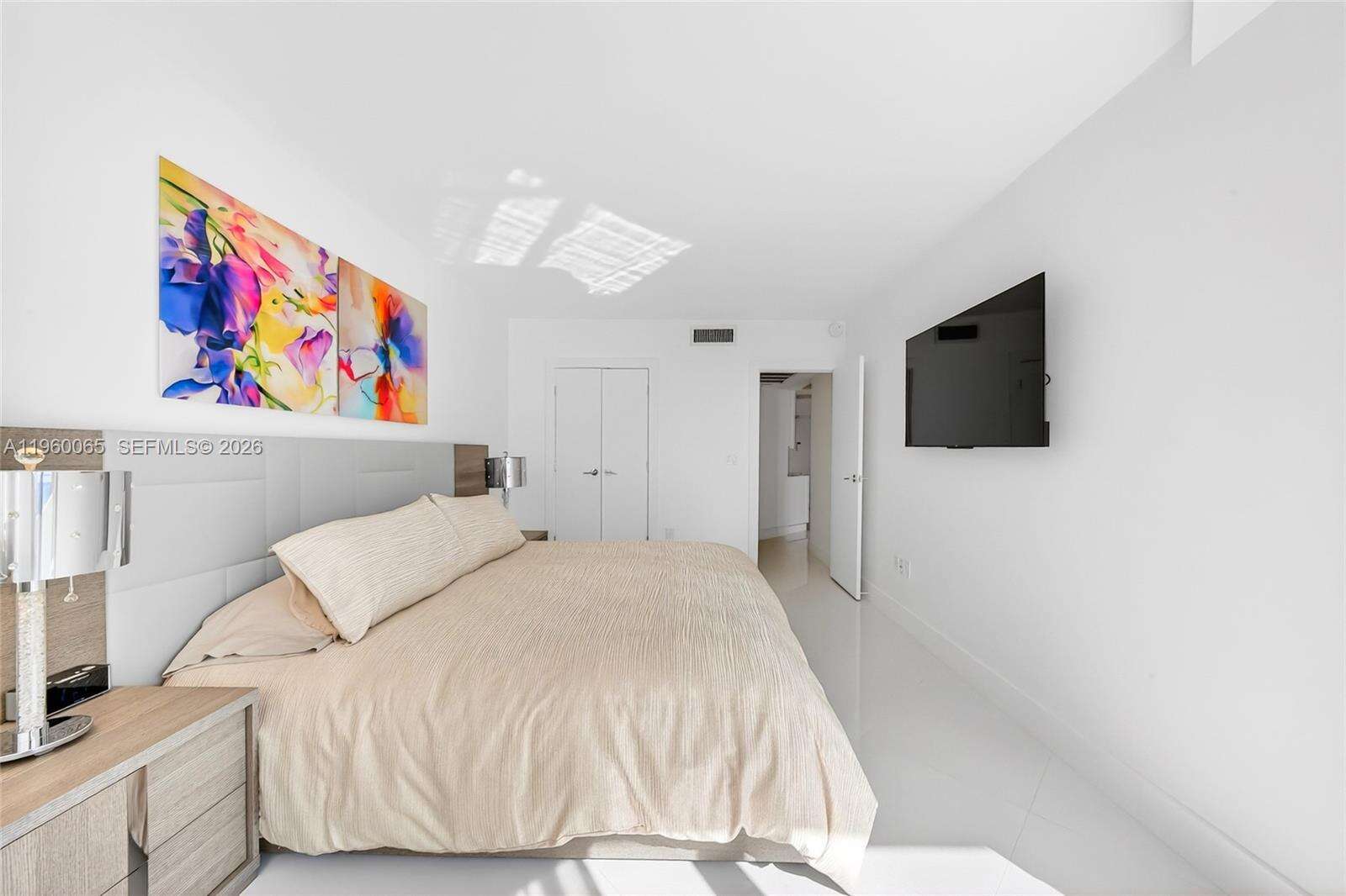 The Hemispheres at 1950 Ocean Dr, Hallandale Beach, FL 33009 - For Sale photo 48