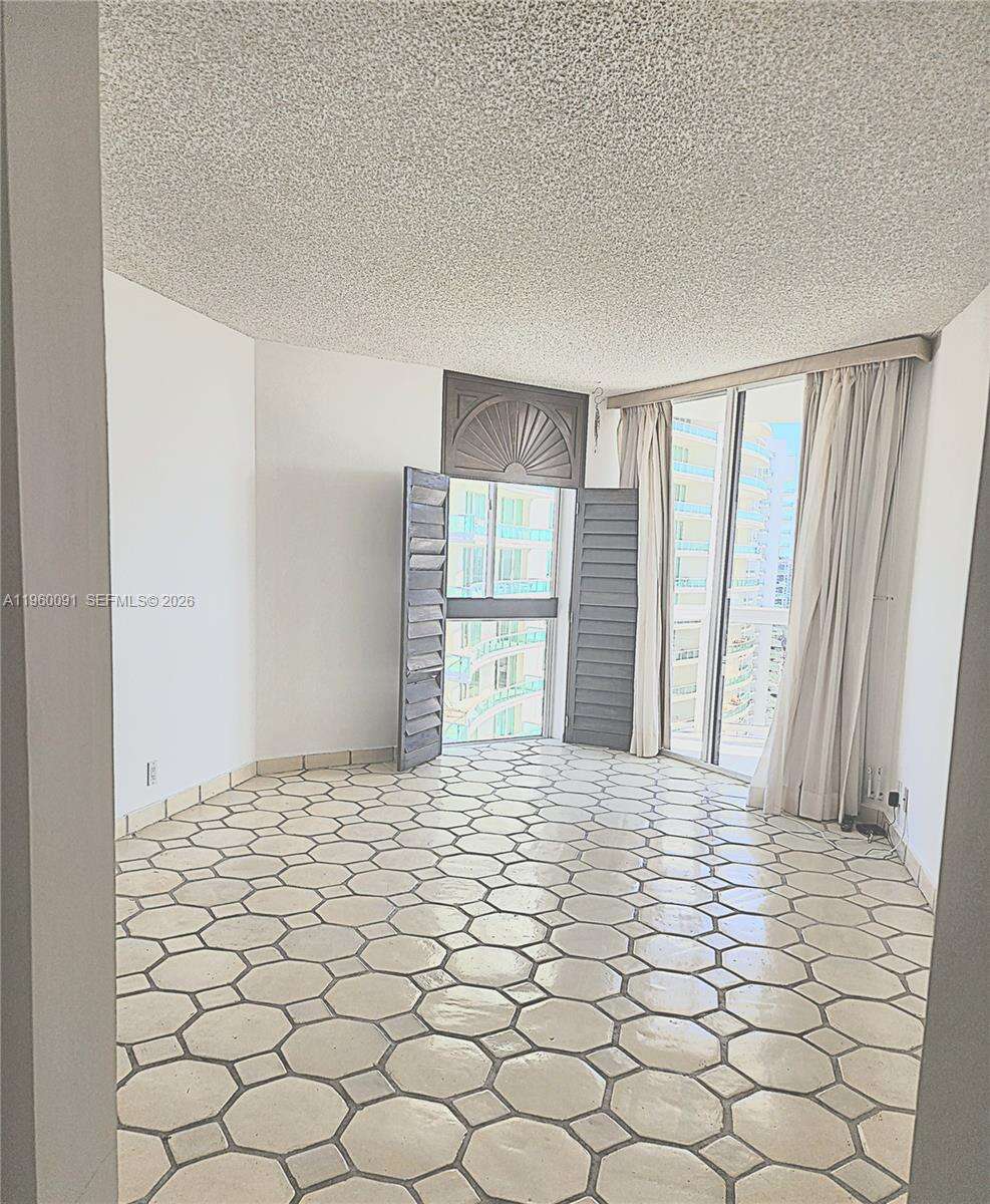 The Landmark at 20185 Country Club Dr, Aventura, FL 33180 - For Sale photo 18