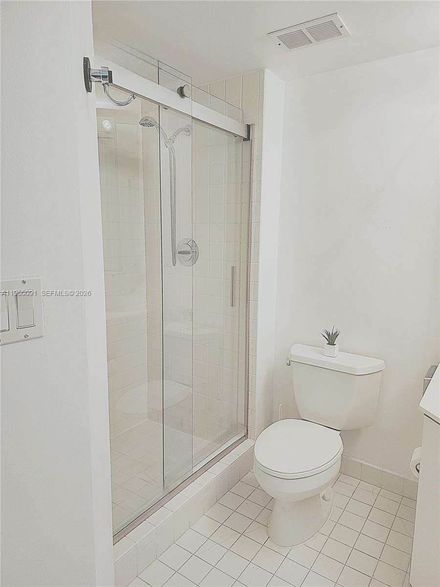 The Landmark at 20185 Country Club Dr, Aventura, FL 33180 - For Sale photo 27