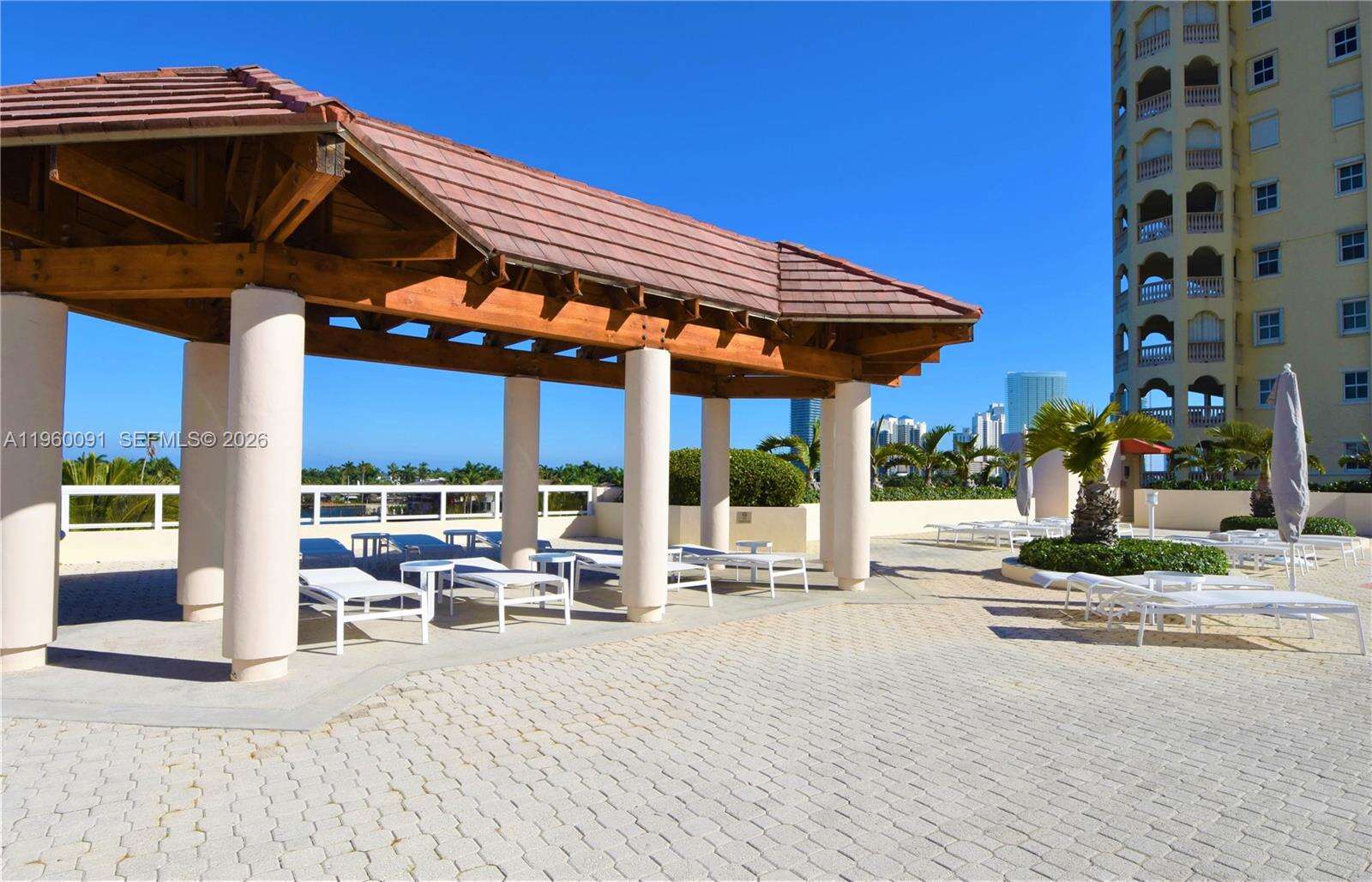 The Landmark at 20185 Country Club Dr, Aventura, FL 33180 - For Sale photo 33