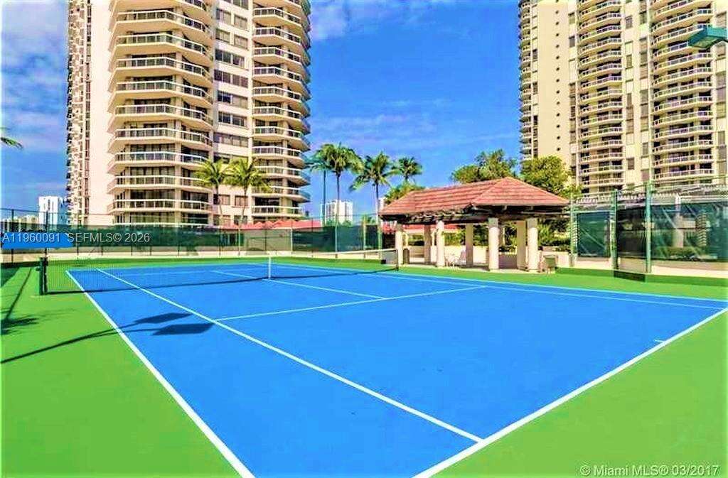 The Landmark at 20185 Country Club Dr, Aventura, FL 33180 - For Sale photo 37