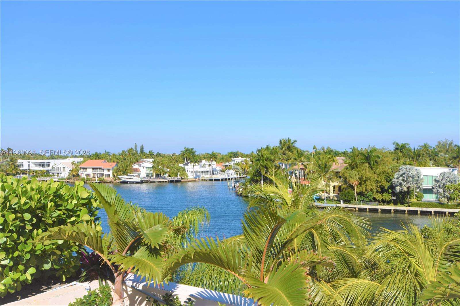 The Landmark at 20185 Country Club Dr, Aventura, FL 33180 - For Sale photo 40