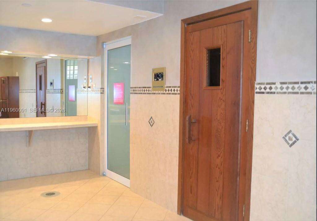 The Landmark at 20185 Country Club Dr, Aventura, FL 33180 - For Sale photo 45