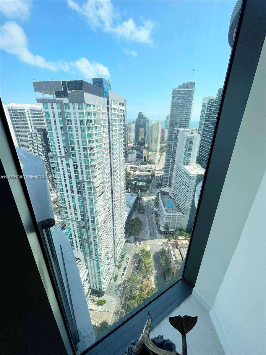 BRICKELL FLATIRON - 1000 Brickell Plz, Miami, FL 33131 | Picture 18
