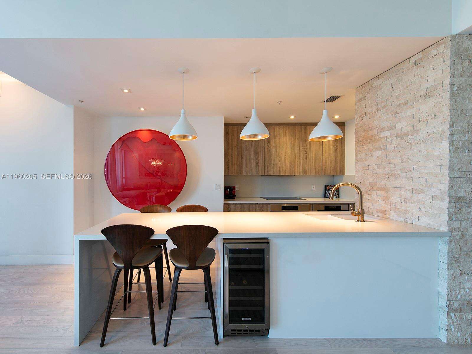 CONTINUUM ON SOUTH BEACH CONDO THE NORTH TOWER - 50 Pointe Dr, Miami Beach, FL 33139 | Picture 3