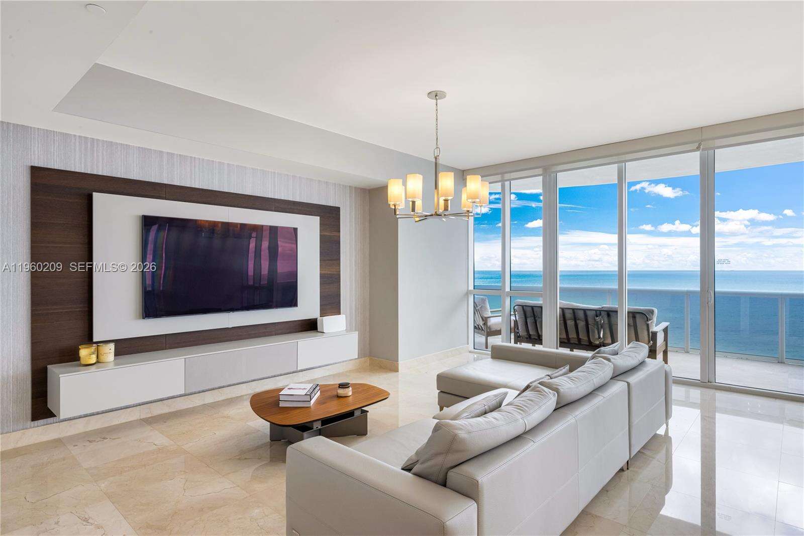 TDR TOWER I - 16001 Collins Ave, Sunny Isles Beach, FL 33160 | Picture 3