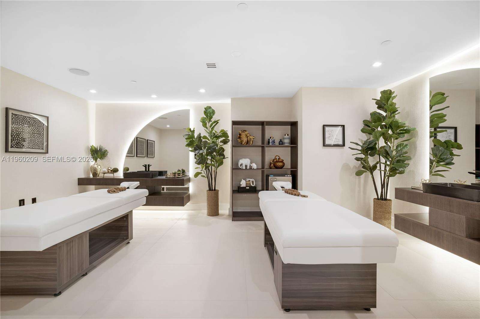 TDR TOWER I - 16001 Collins Ave, Sunny Isles Beach, FL 33160 | Picture 41