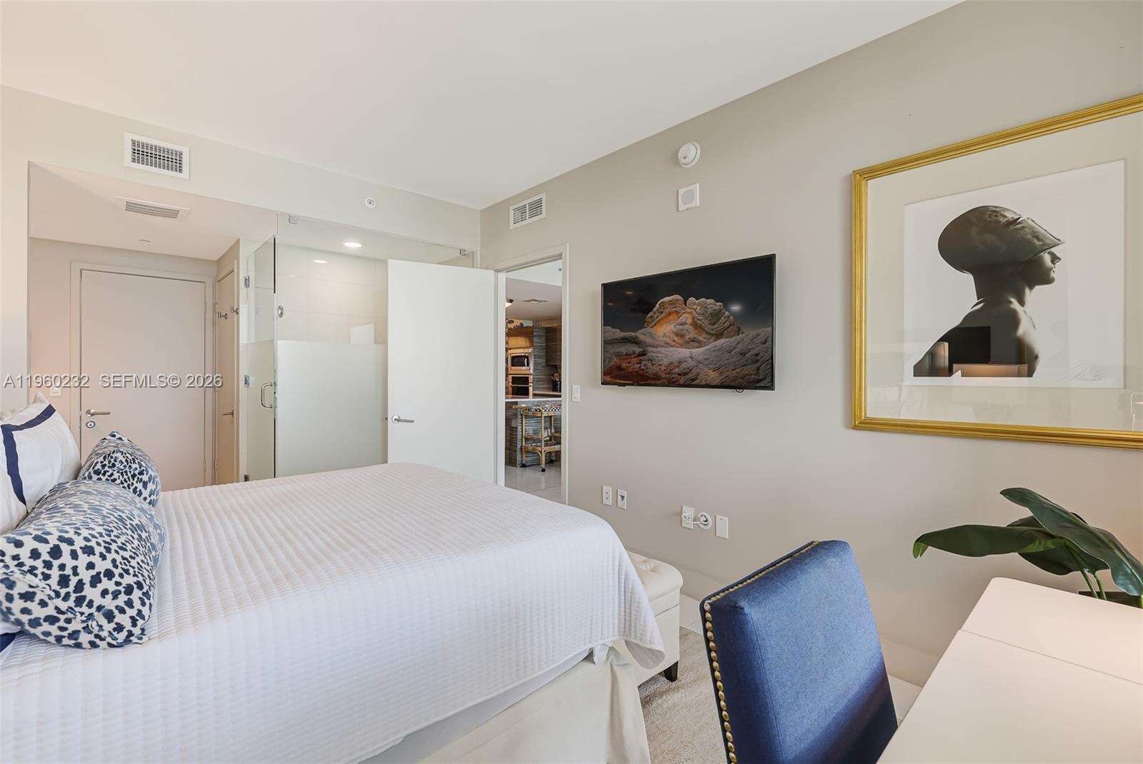 Icon Bay at 460 28, Miami, FL 33137 - For Sale photo 29