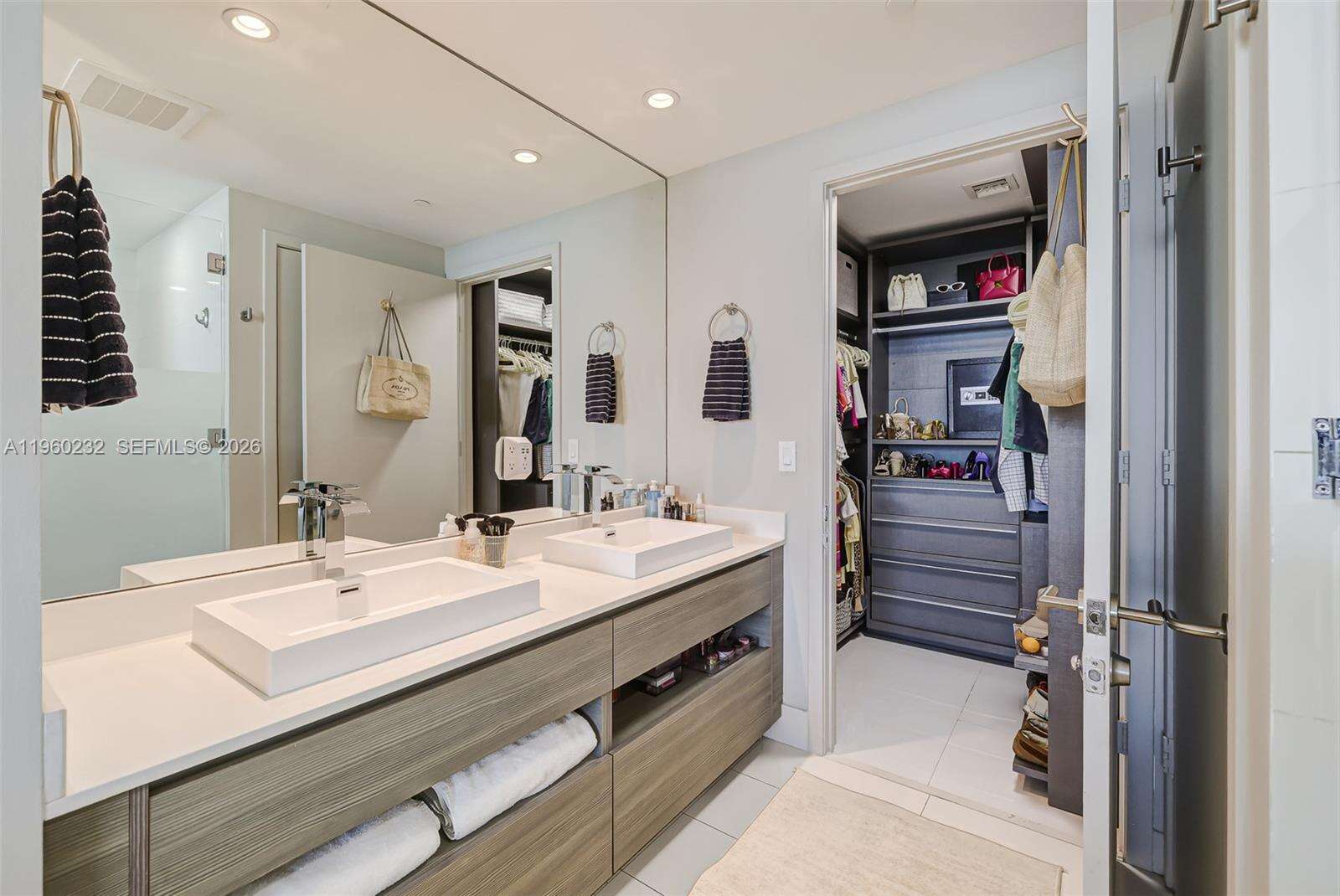 Icon Bay at 460 28, Miami, FL 33137 - For Sale photo 31