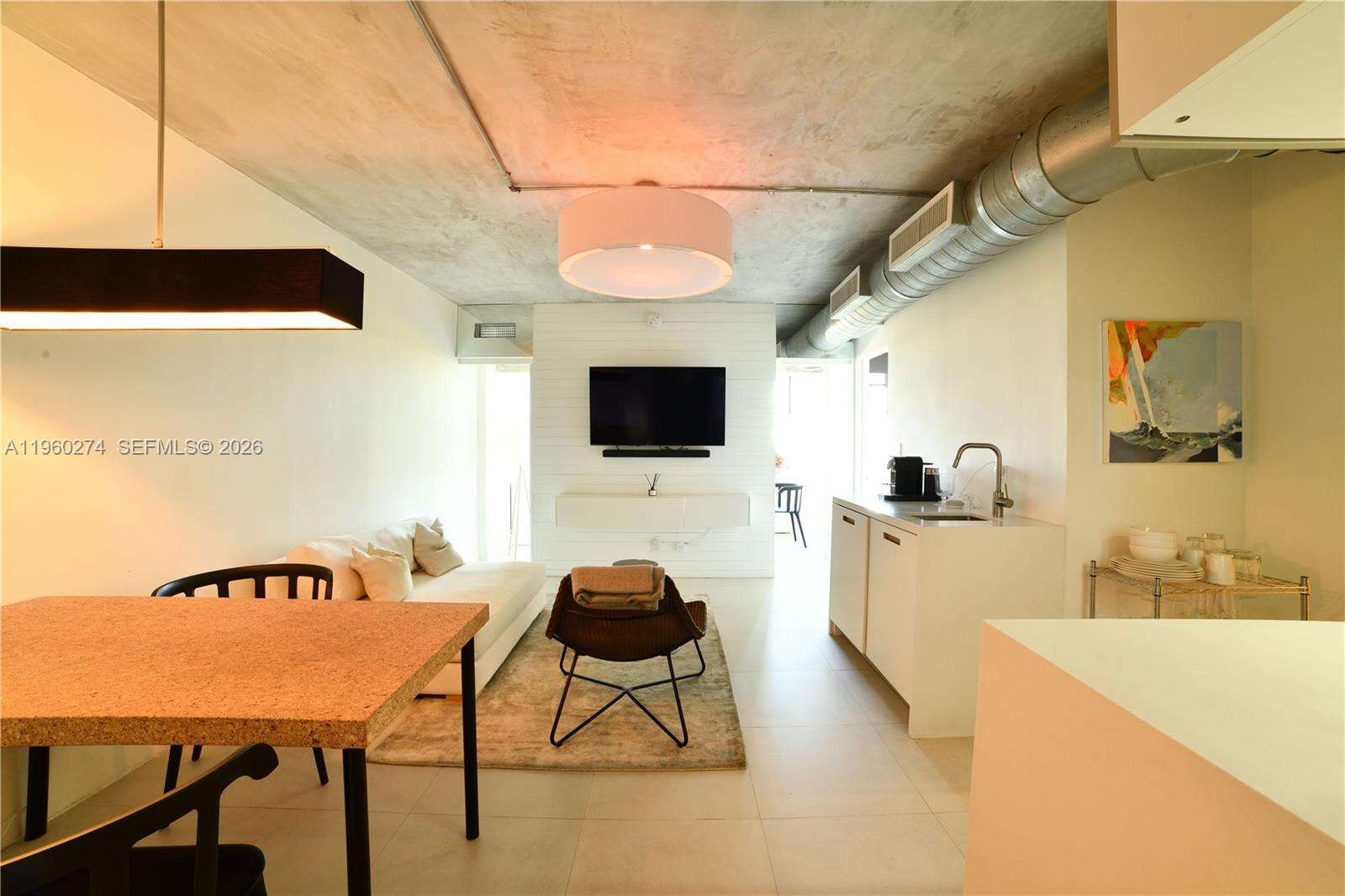 3 Island Condos for Sale & Rent | Picture 1