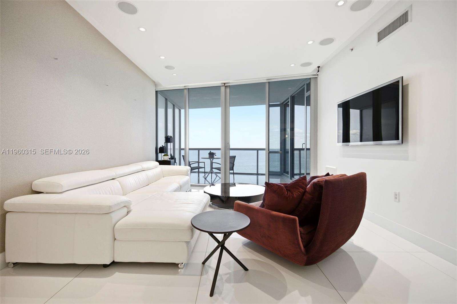 JADE OCEAN - 17121 Collins Ave, Sunny Isles Beach, FL 33160 | Picture 15