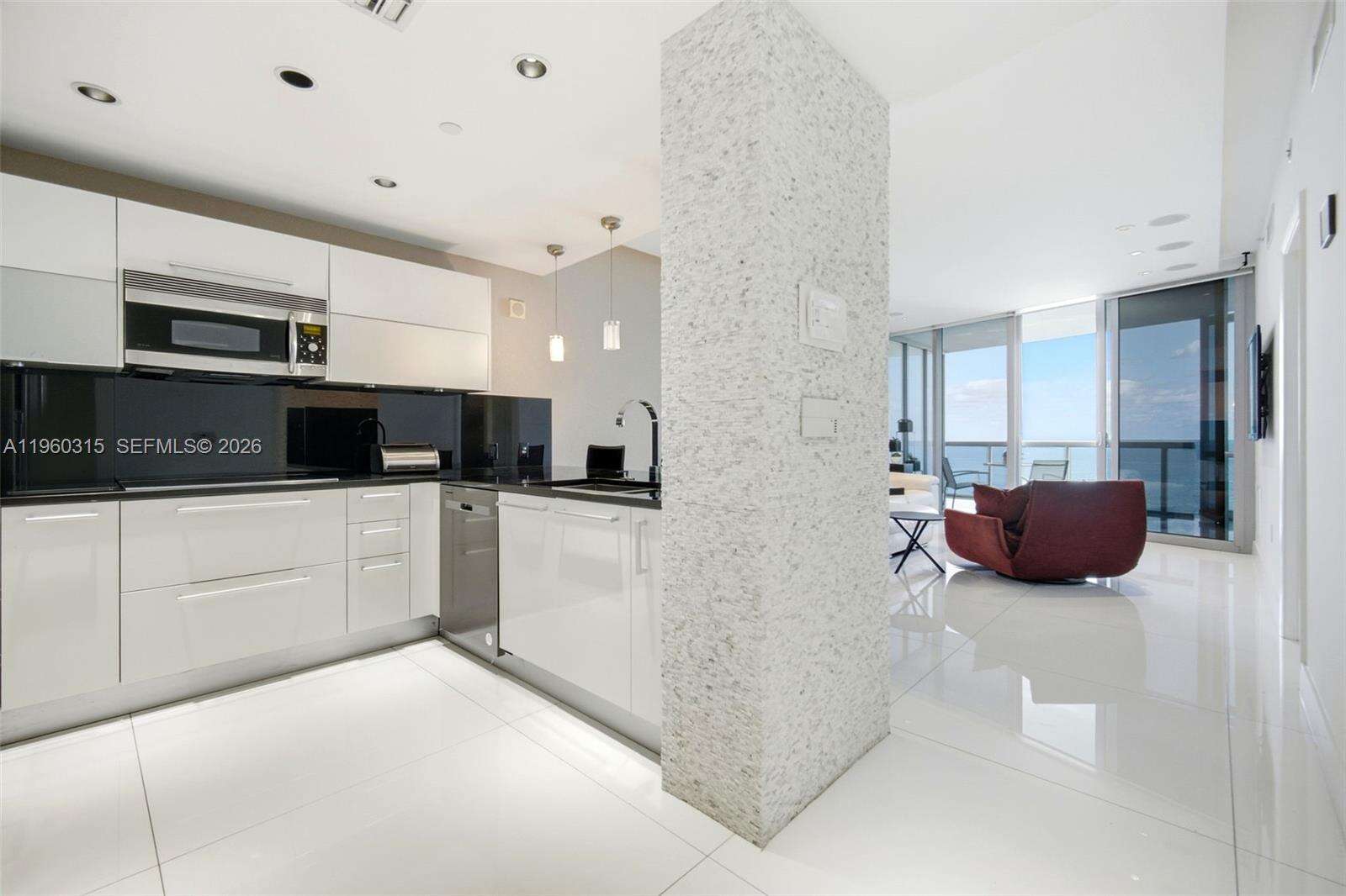 JADE OCEAN - 17121 Collins Ave, Sunny Isles Beach, FL 33160 | Picture 8