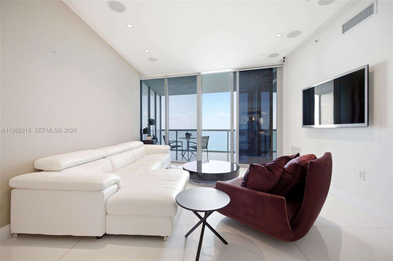 JADE OCEAN - 17121 Collins Ave, Sunny Isles Beach, FL 33160 | Picture 9