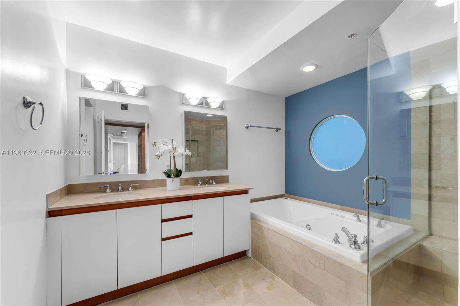 1500 OCEAN DRIVE - 1500 Ocean Dr, Miami Beach, FL 33139 | Picture 27