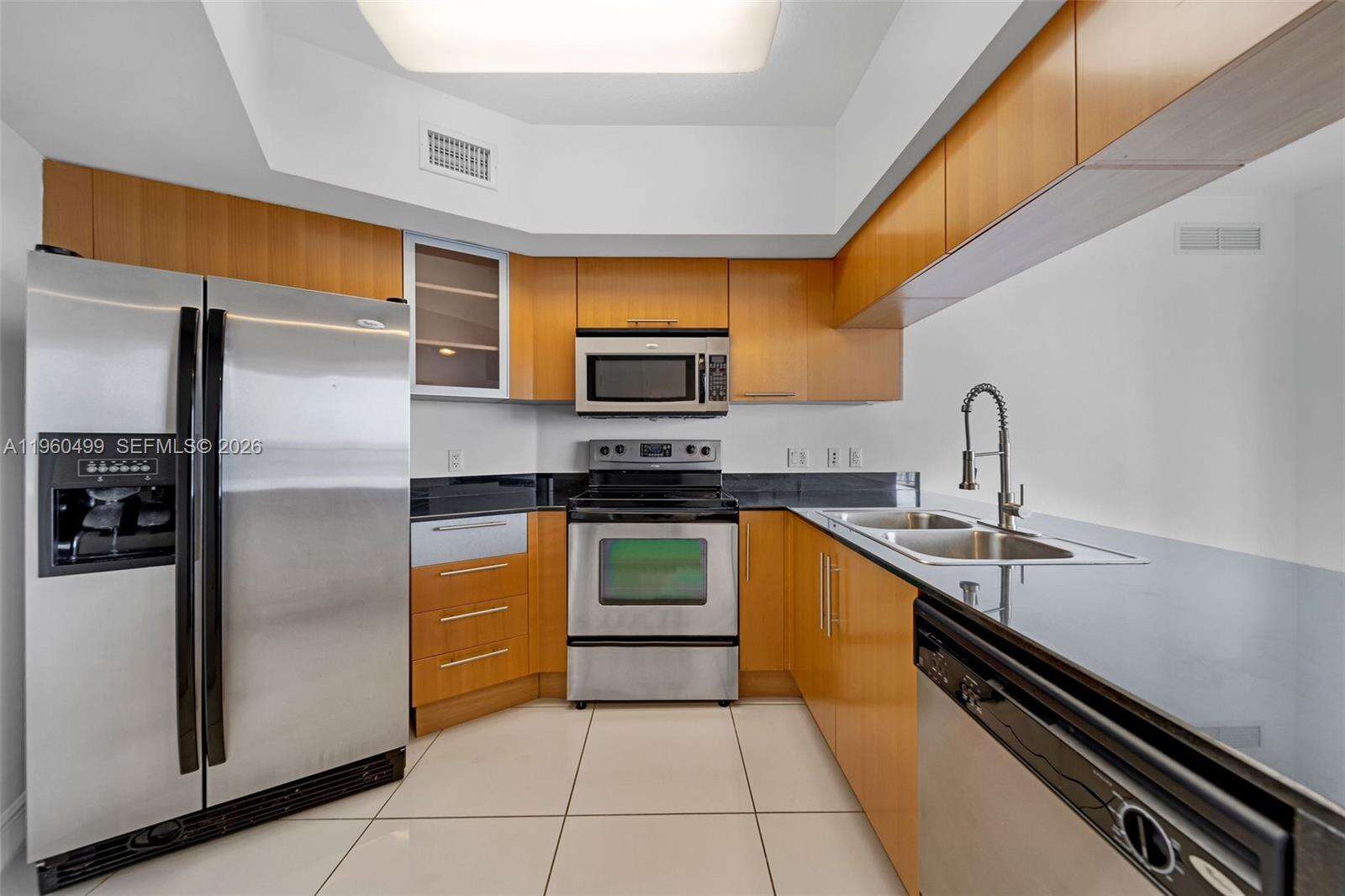 Opera Tower at 1750 Bayshore Dr, Miami, FL 33132 - For Sale photo 27