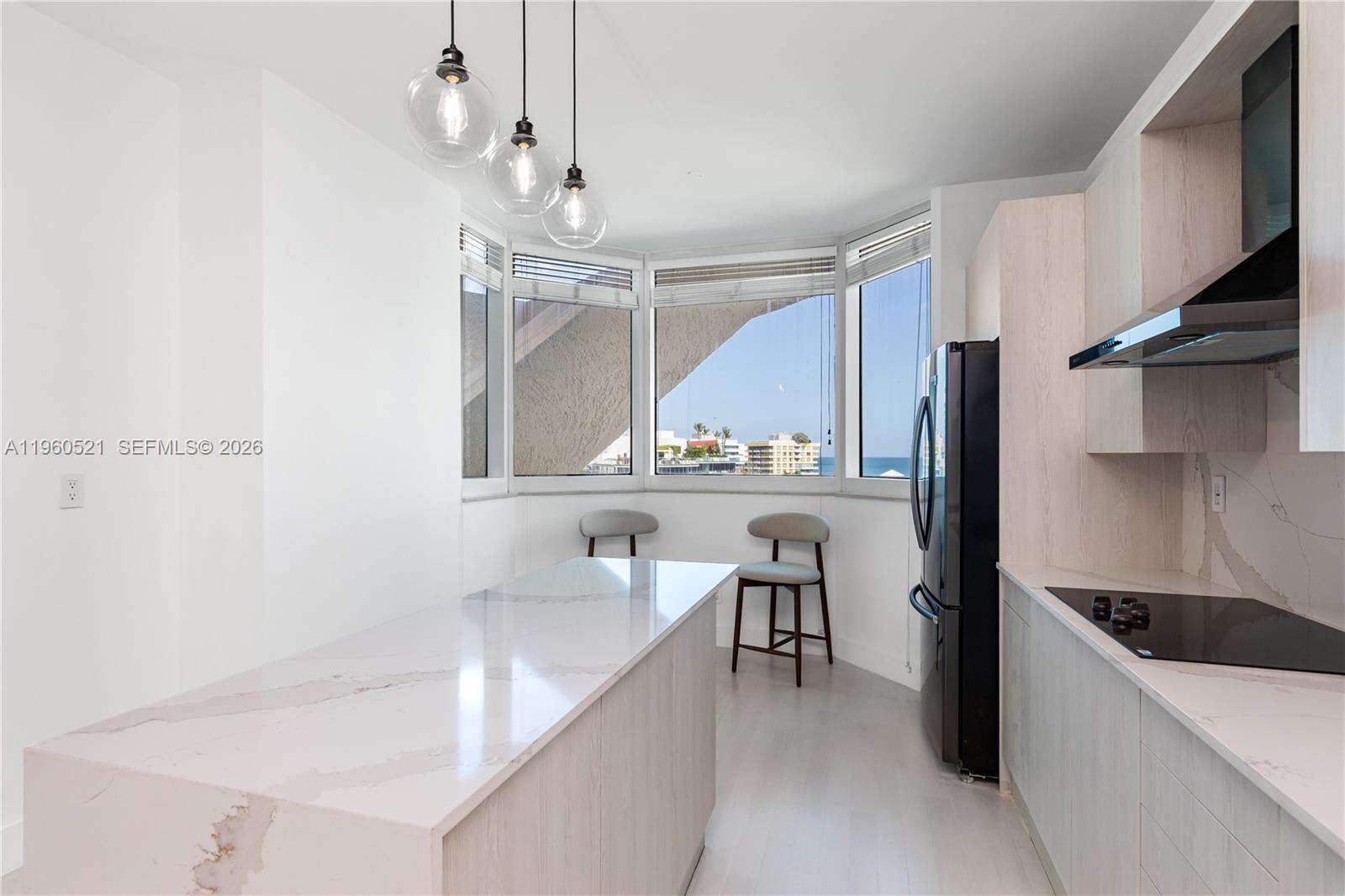 PORTOFINO TOWER - 300 Pointe Dr, Miami Beach, FL 33139 | Picture 15