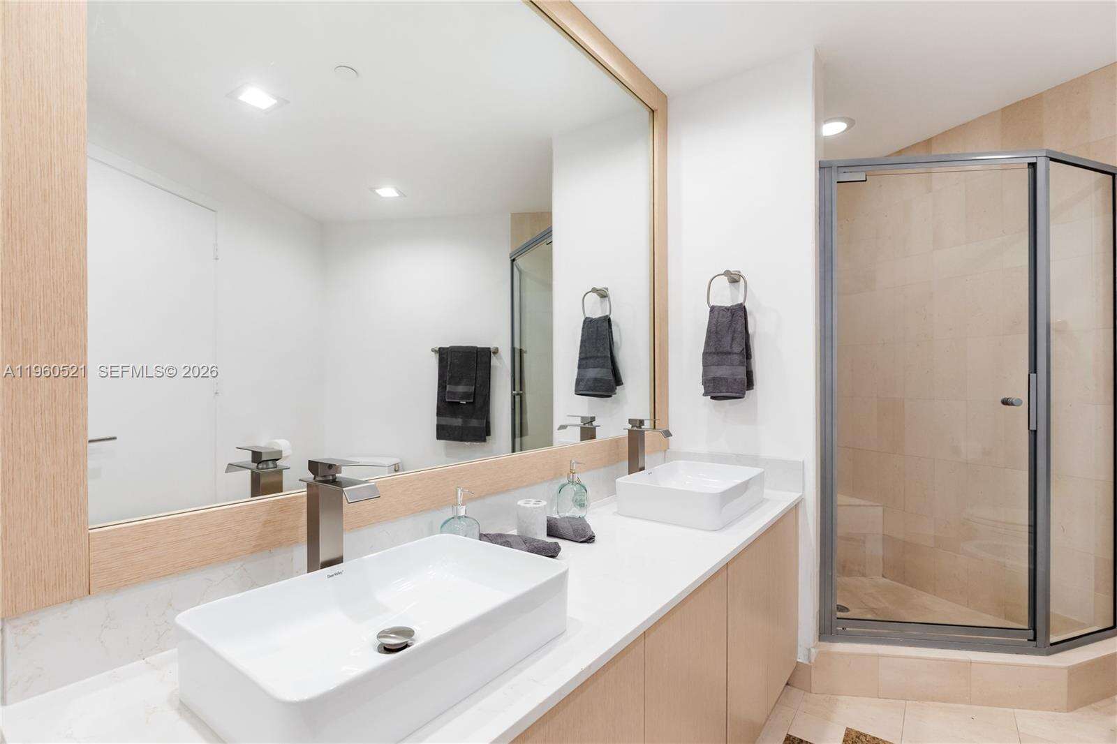 PORTOFINO TOWER - 300 Pointe Dr, Miami Beach, FL 33139 | Picture 55