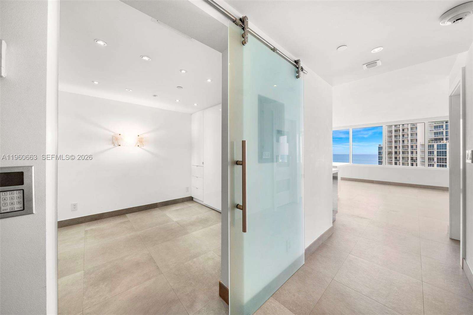 SOUTH POINTE TOWERS CONDO I - 400 Pointe Dr, Miami Beach, FL 33139 | Picture 25