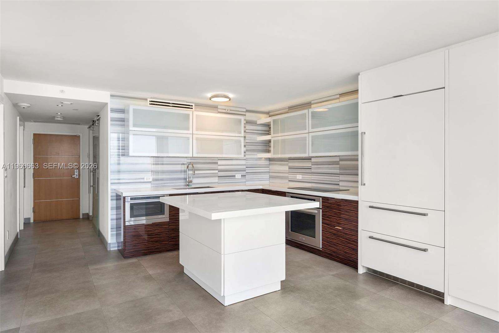 SOUTH POINTE TOWERS CONDO I - 400 Pointe Dr, Miami Beach, FL 33139 | Picture 10