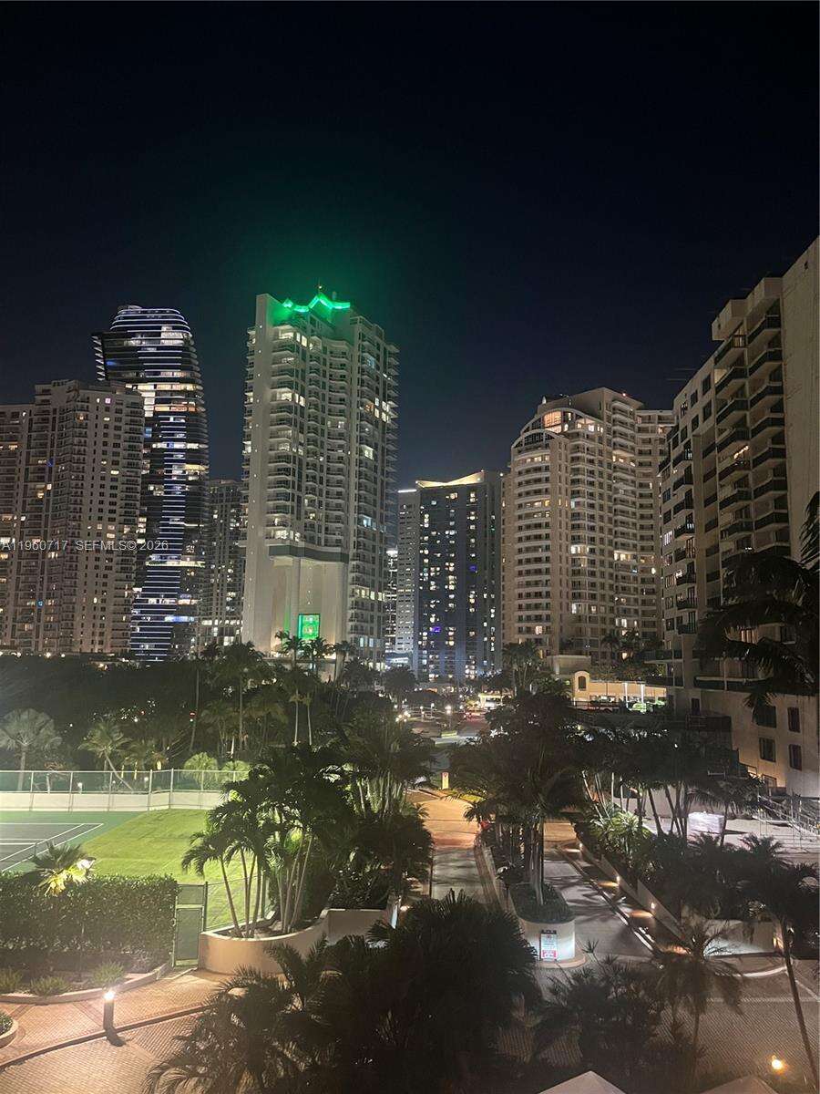Brickell Key 1 at 520 Brickell Key Dr, Miami, FL 33131 - For Sale photo 1