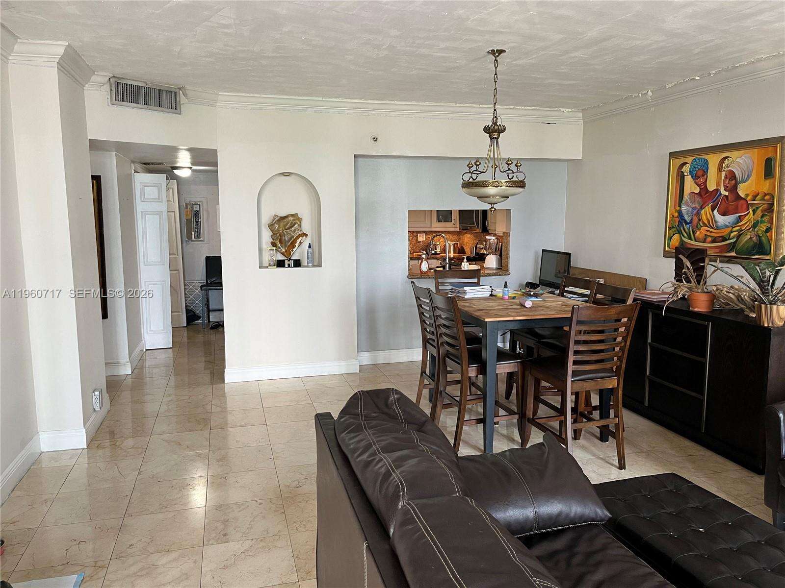 Brickell Key 1 at 520 Brickell Key Dr, Miami, FL 33131 - For Sale photo 6