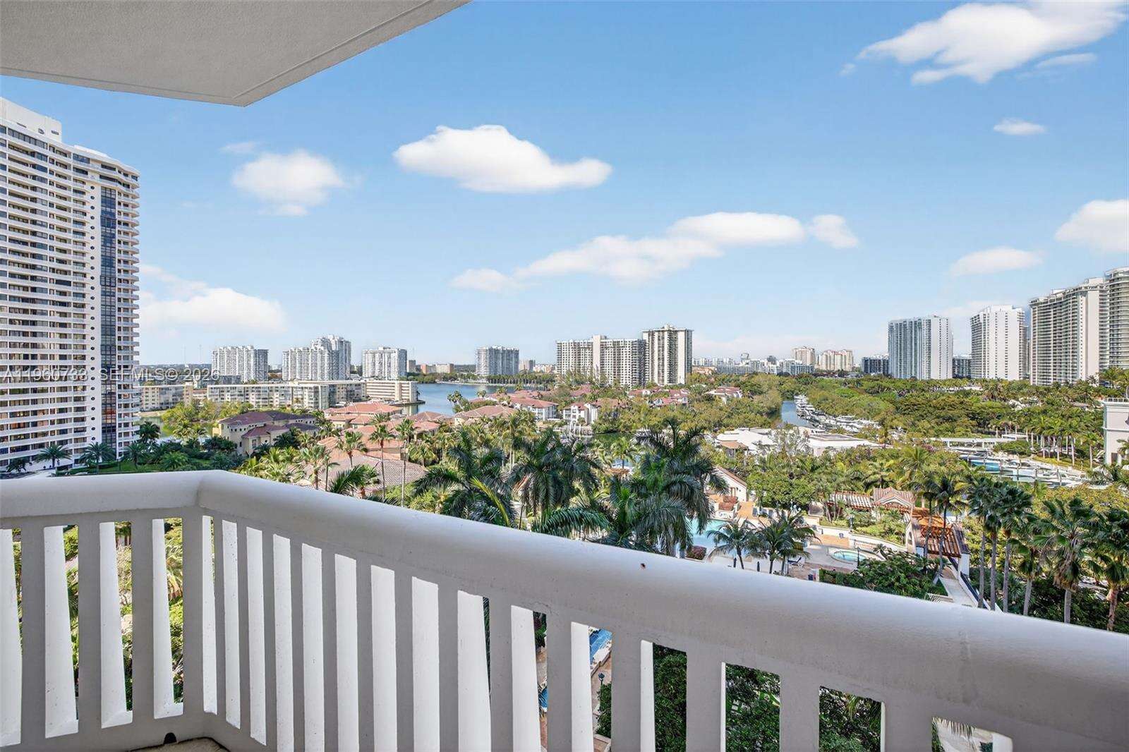 2000 Williams Island at 2000 Island Blvd, Aventura, FL 33160 - For Sale photo 11