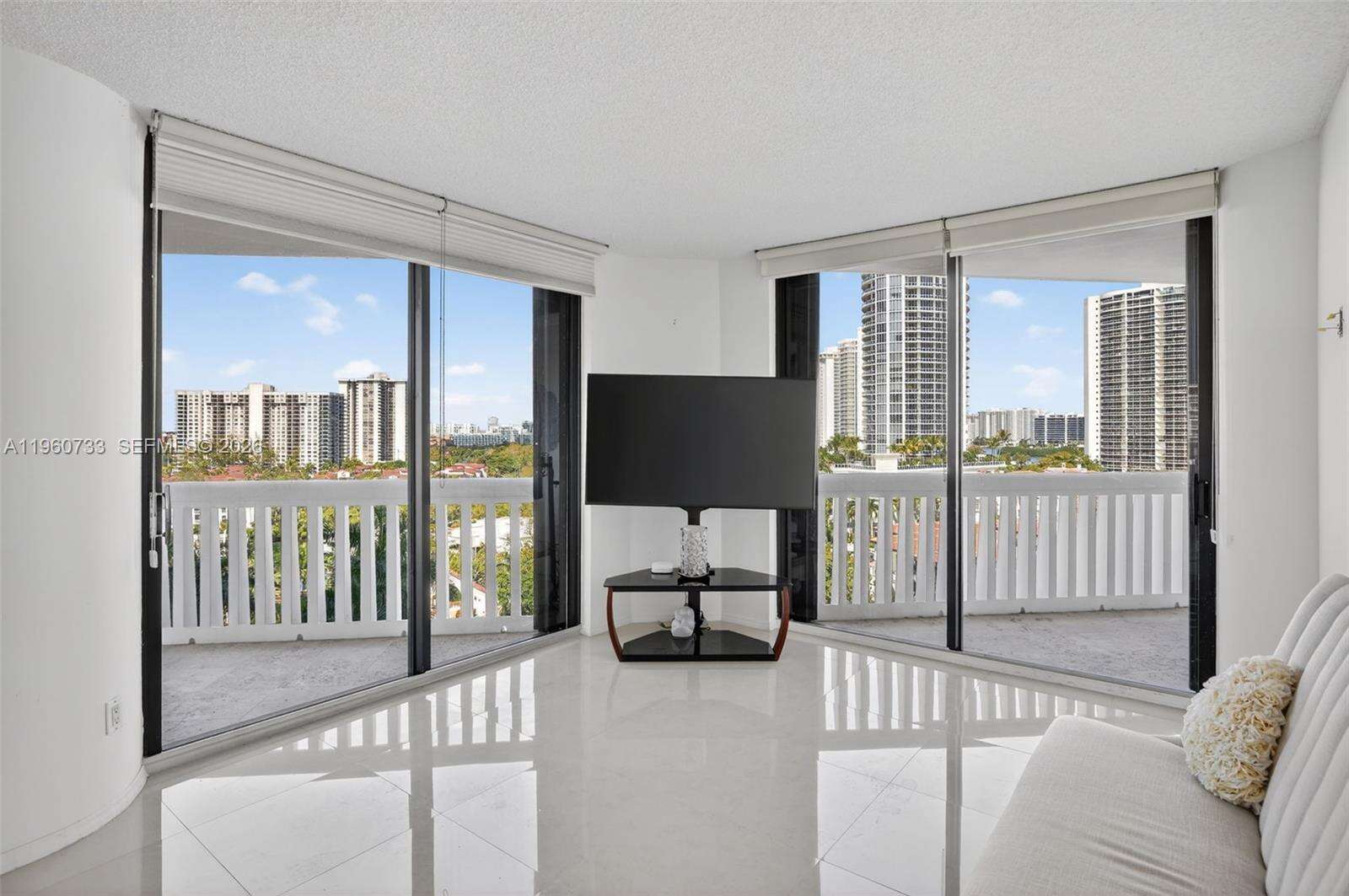 2000 Williams Island at 2000 Island Blvd, Aventura, FL 33160 - For Sale photo 14