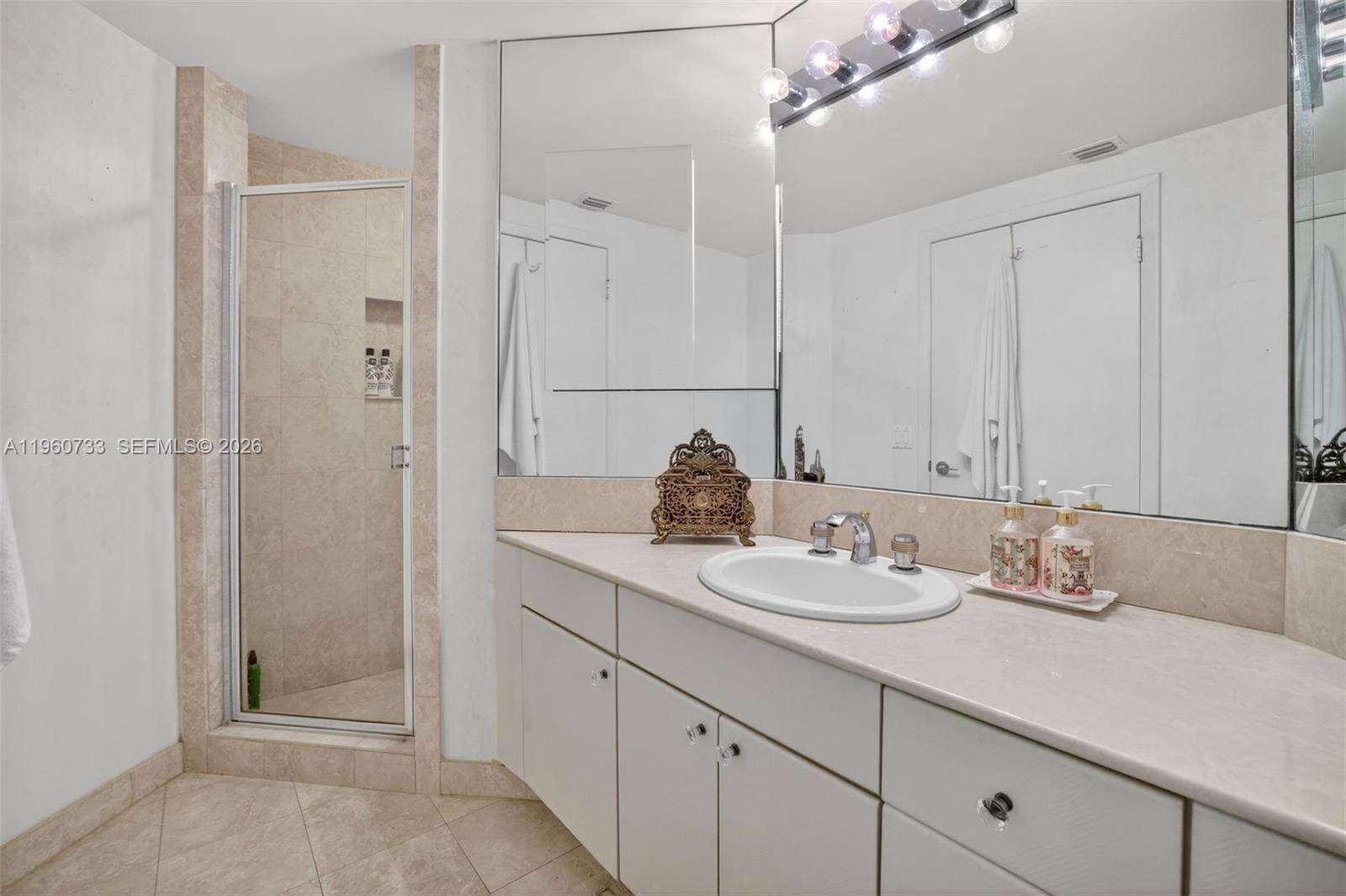 2000 Williams Island at 2000 Island Blvd, Aventura, FL 33160 - For Sale photo 21