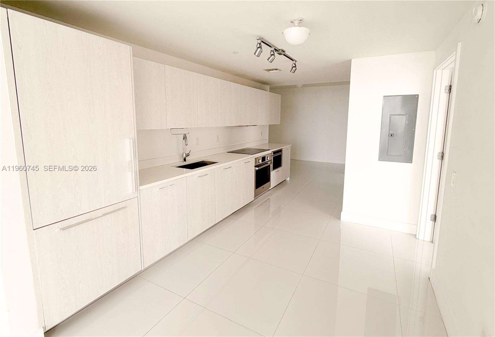 Paraiso Bayviews at 501 31 St, Miami, FL 33137 - For Sale photo 4