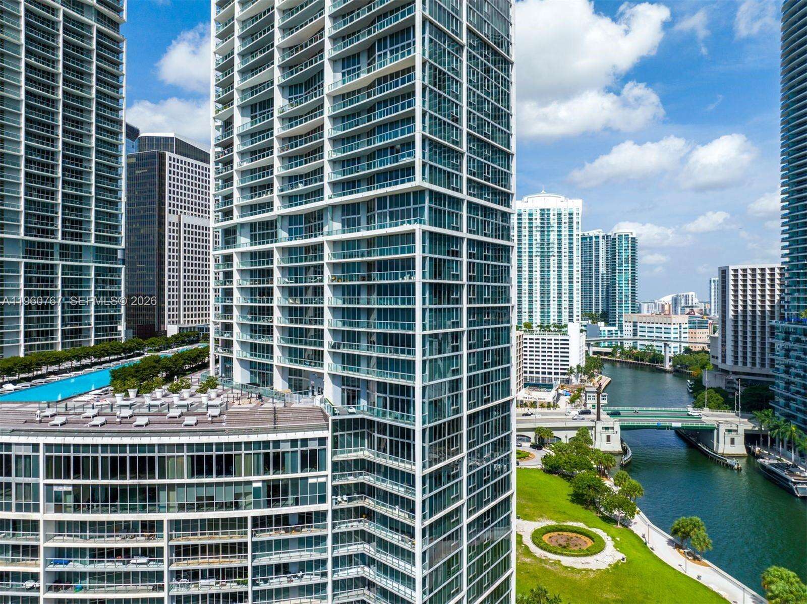 Icon Brickell 1 at 475 Brickell Ave, Miami, FL 33131 - For Sale photo 20