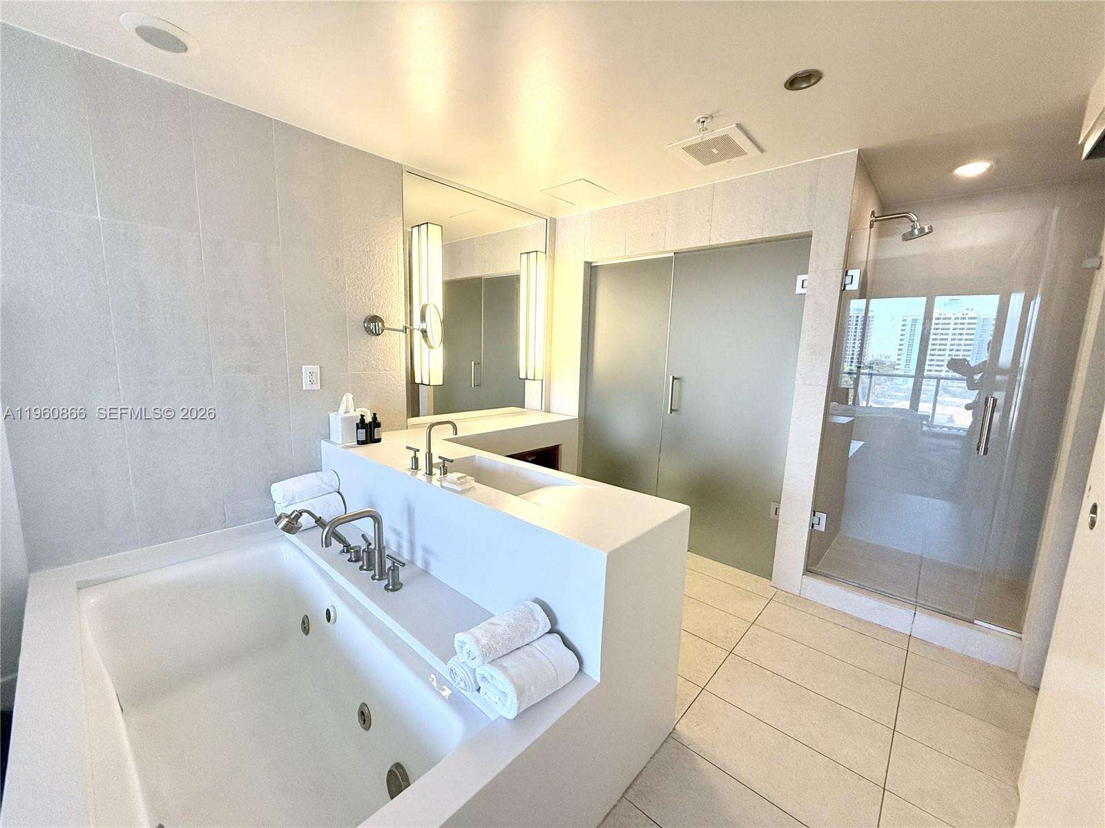 The W Hotel Residences at 3101 Bayshore Dr, Fort Lauderdale, FL 33304 - For Sale photo 5