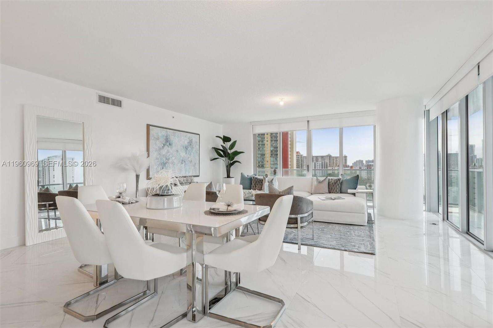 PARQUE TOWERS - 330 Sunny Isles Blvd, Sunny Isles Beach, FL 33160 | Picture 15