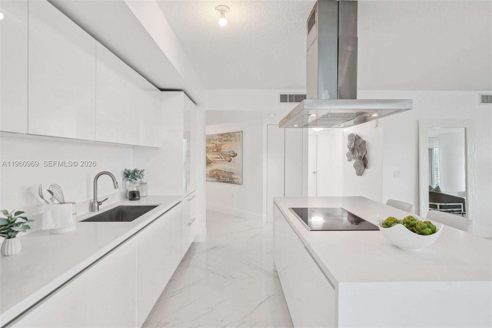 PARQUE TOWERS - 330 Sunny Isles Blvd, Sunny Isles Beach, FL 33160 | Picture 19