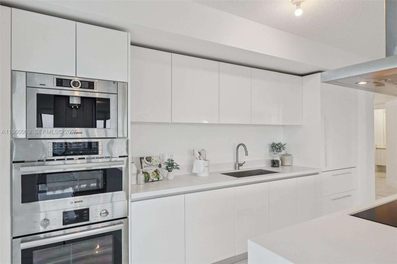 PARQUE TOWERS - 330 Sunny Isles Blvd, Sunny Isles Beach, FL 33160 | Picture 20