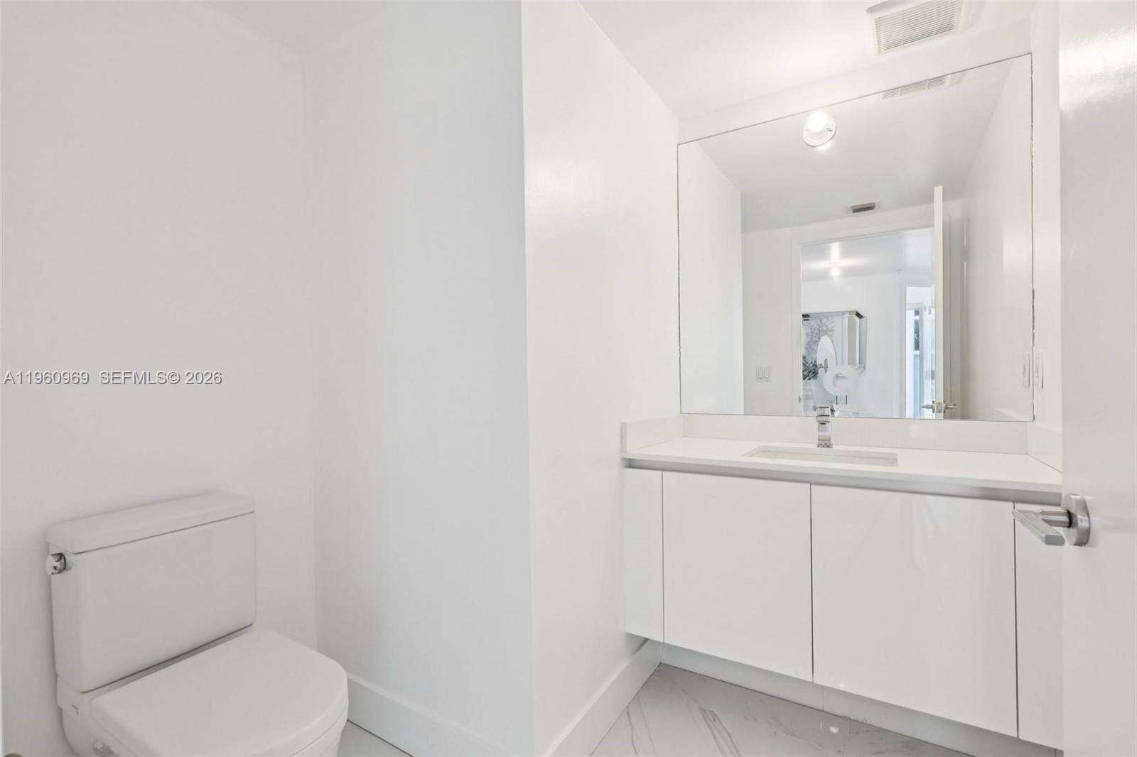 PARQUE TOWERS - 330 Sunny Isles Blvd, Sunny Isles Beach, FL 33160 | Picture 32