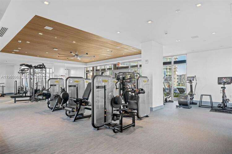 PARQUE TOWERS - 330 Sunny Isles Blvd, Sunny Isles Beach, FL 33160 | Picture 66